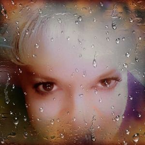 Meet your Posher, Sandy